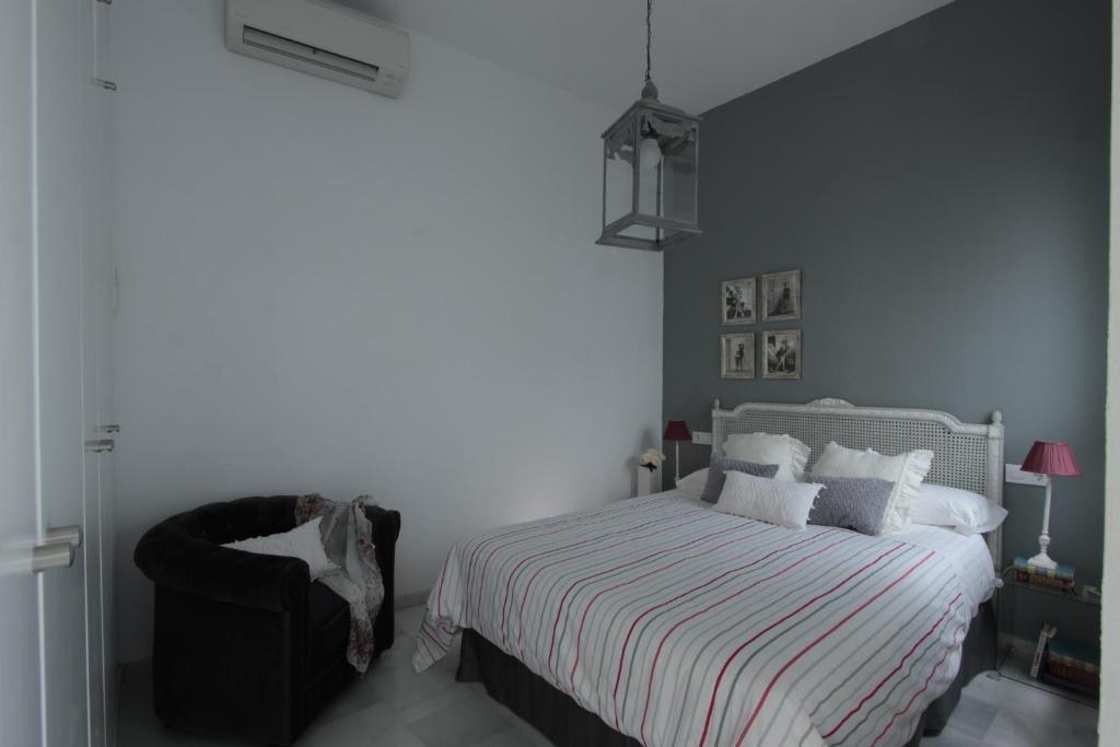 Apartamentos Plaza Pilatos Sevilla Kültér fotó