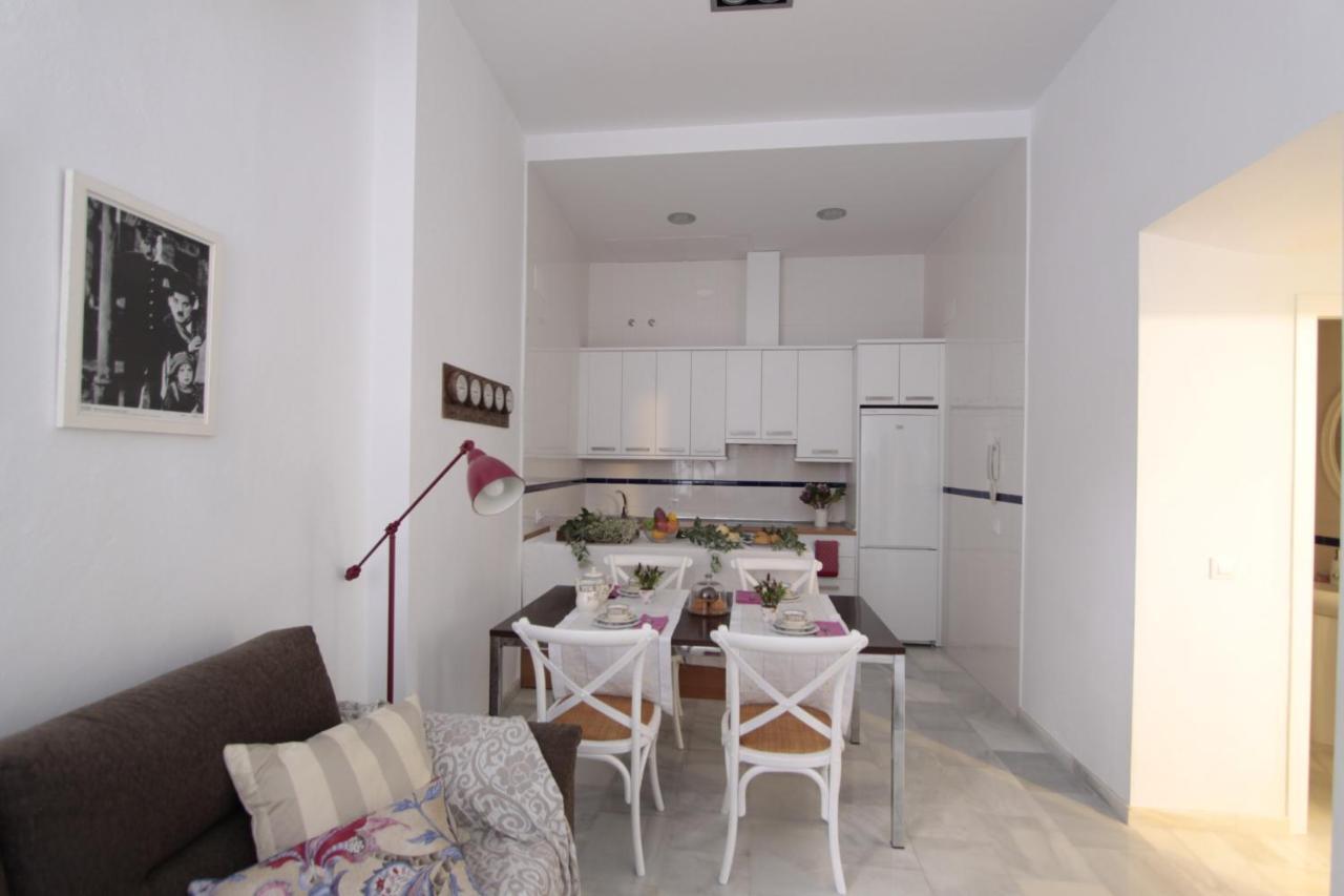 Apartamentos Plaza Pilatos Sevilla Kültér fotó